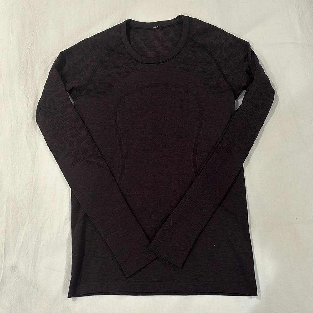 Lululemon swiftly top SZ 8